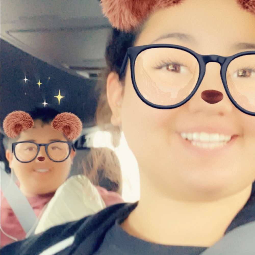 Meet your Posher, Kassandra